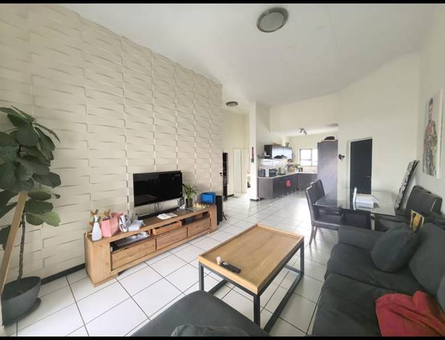 2 BEDROOM PROPERTY TO RENT IN GREENSTONE HILL